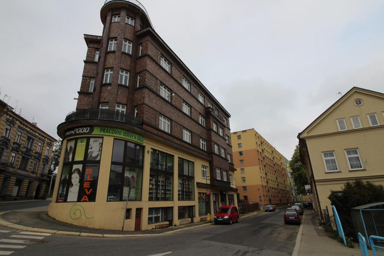 Apartman Prazska Apartment Яблонец над Нисоу Екстериор снимка